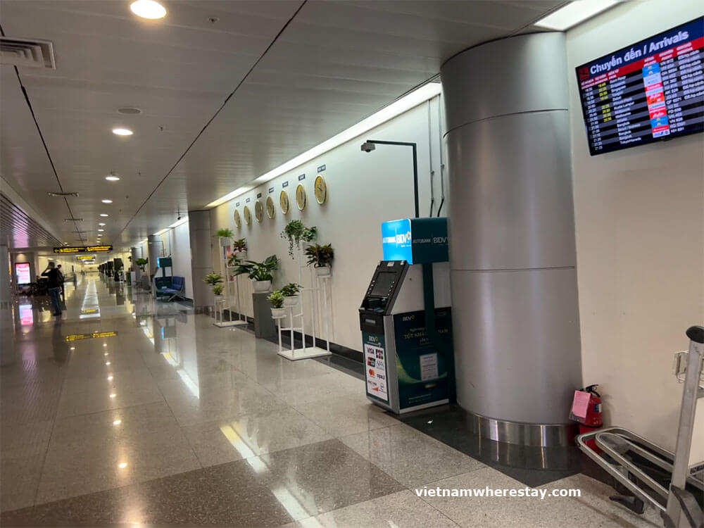 BIDV ATMs at airport
