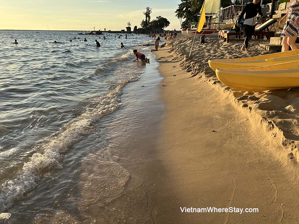 Duong Dong Beachfront