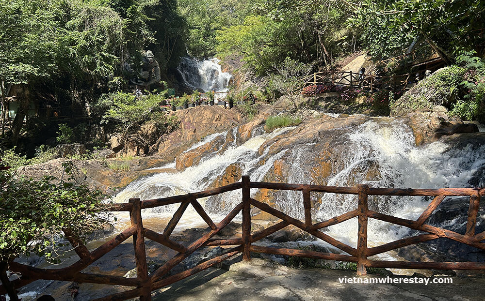 Datanla Waterfall
