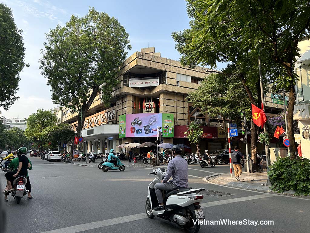 Hom Market Hai Ba Trung district