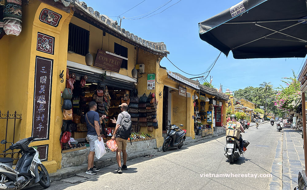 Hoi An Town shop