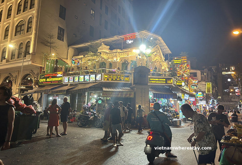 Nightlife area near Ta Hien street