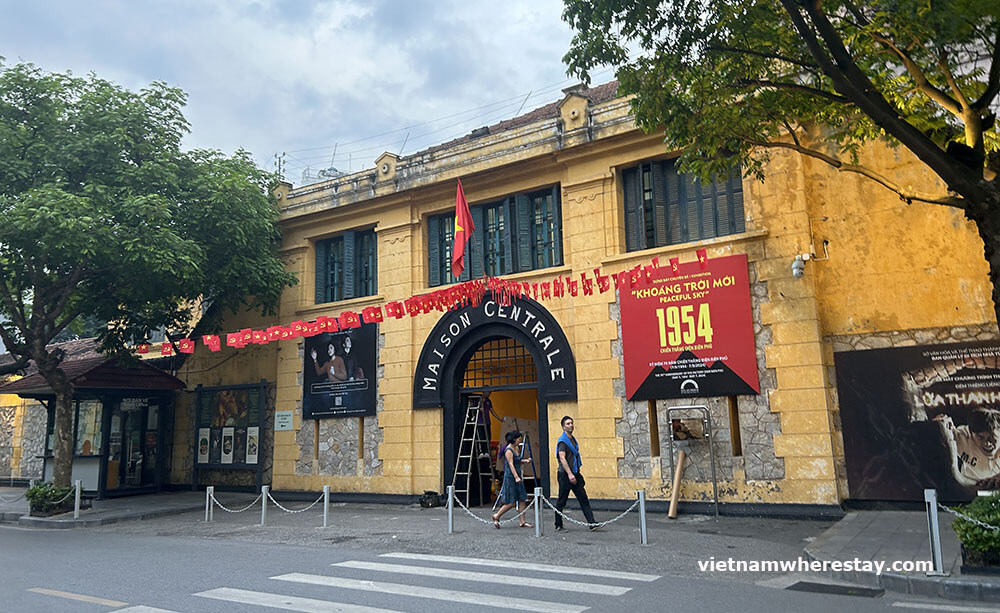 Hoa Lo Prison