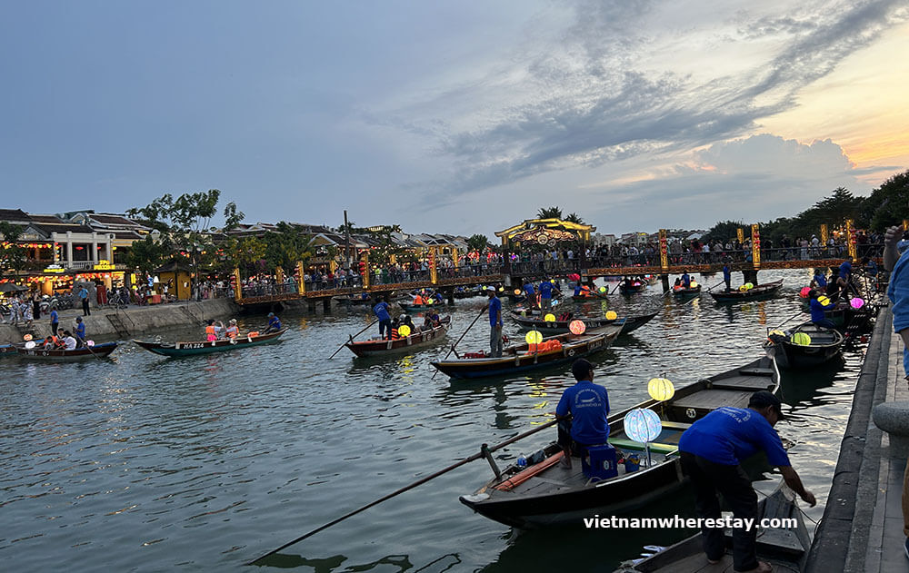 Hoi An at night