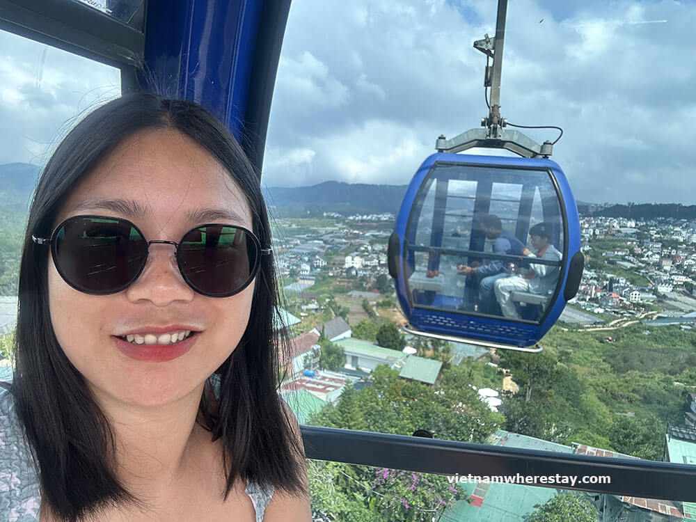 Me on Da lat cable car