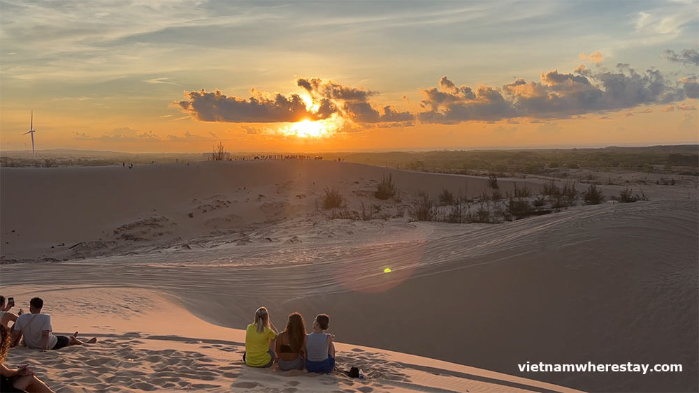 White Sand Dunes at sun rise