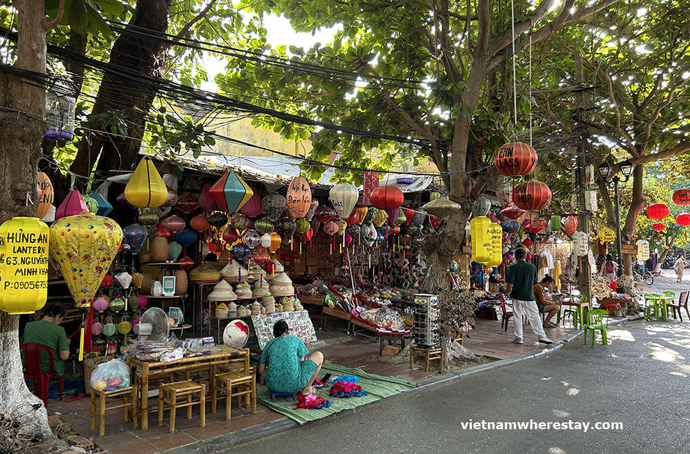 Gift shop in Hoi An old town