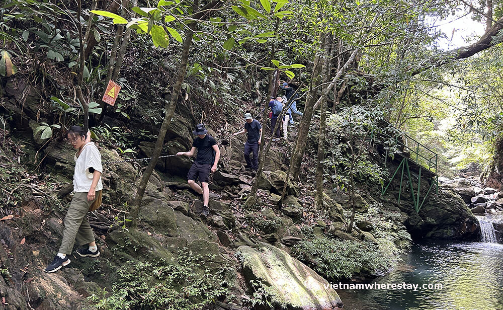 Hiking at Bach ma National Park