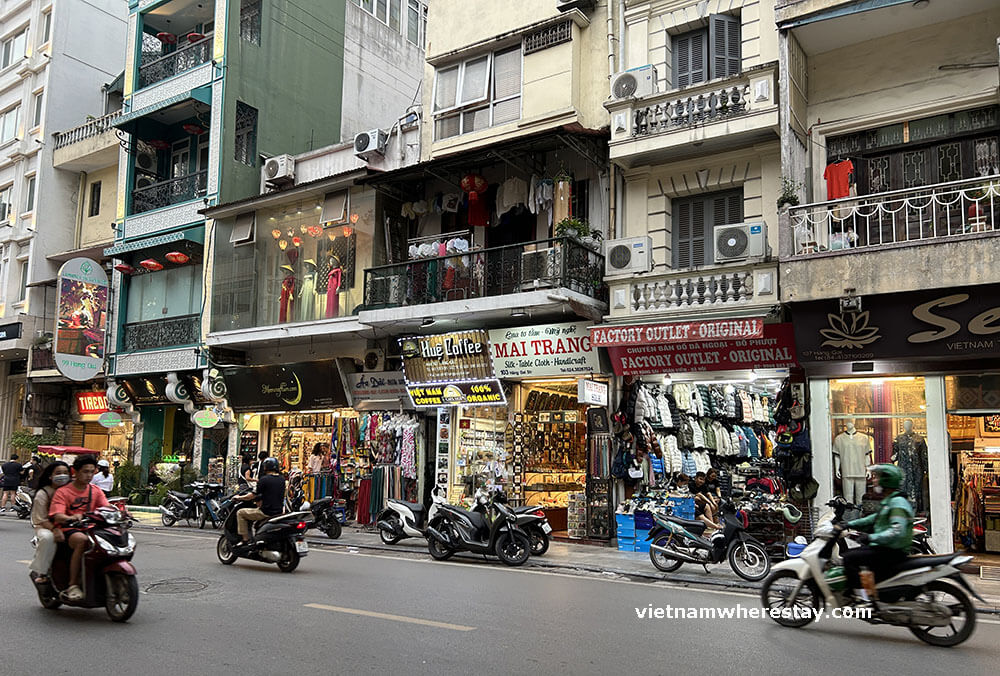 Hang Gai st - Old Quarter