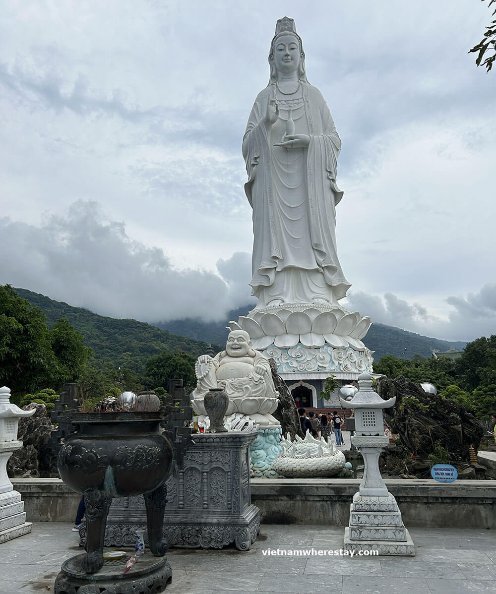 Lady Buddha 