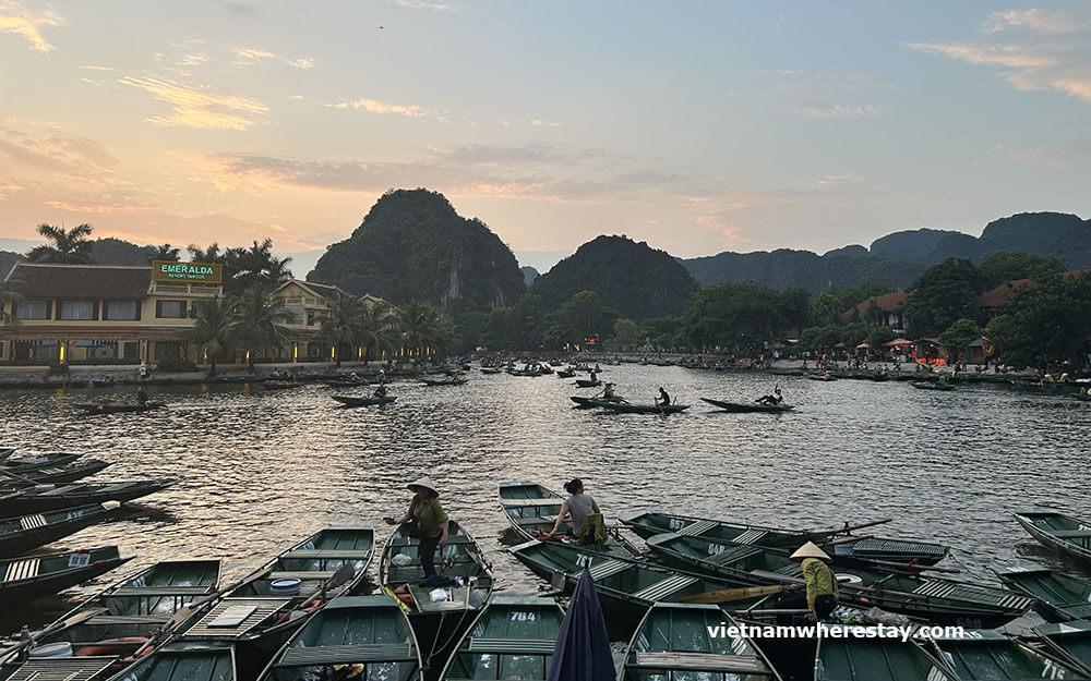 Tam Coc Pier