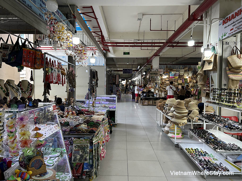 Dam market