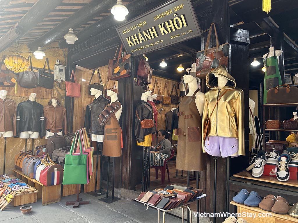 Shops in Hoi An