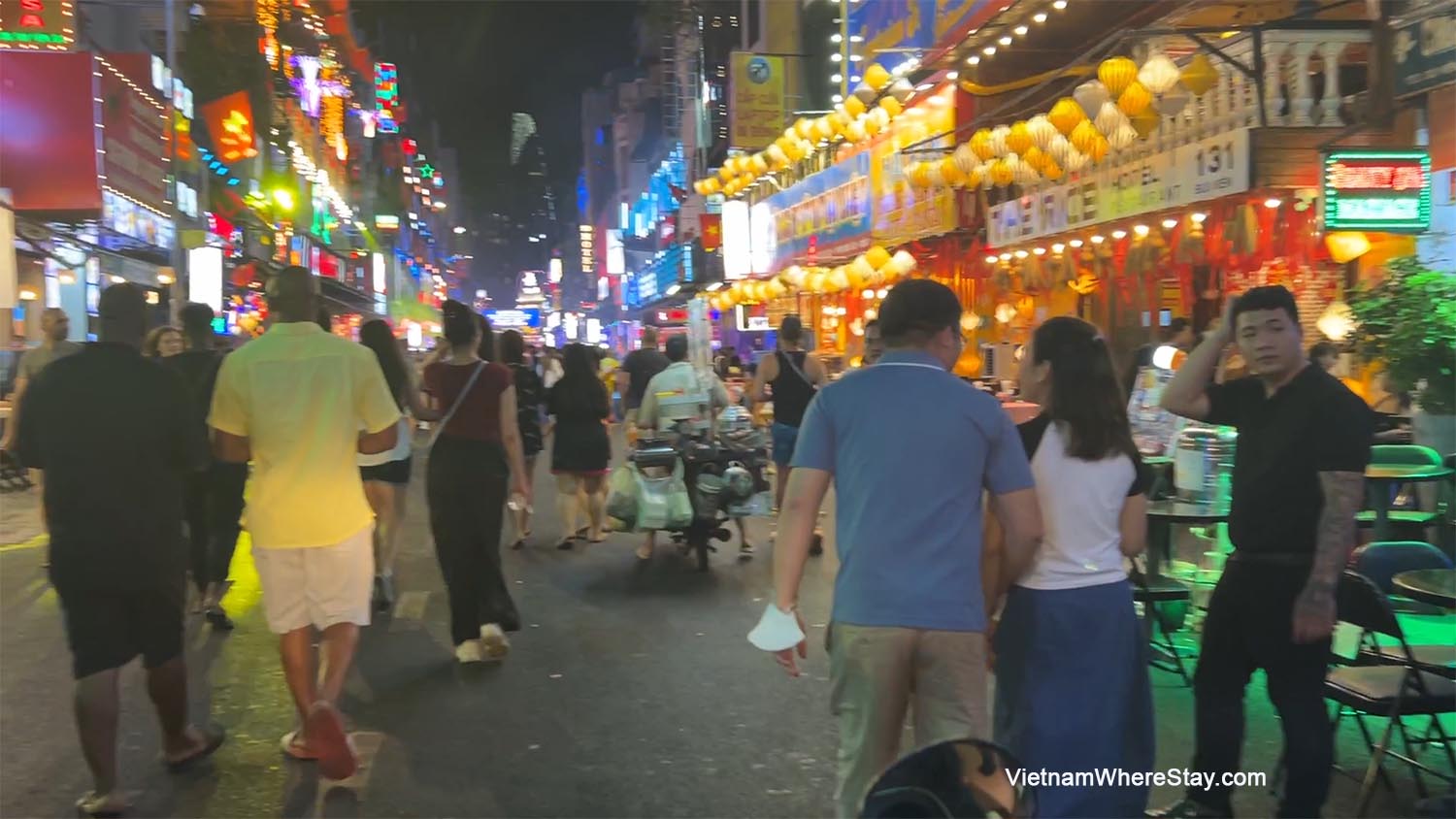 Bui Vien walking street