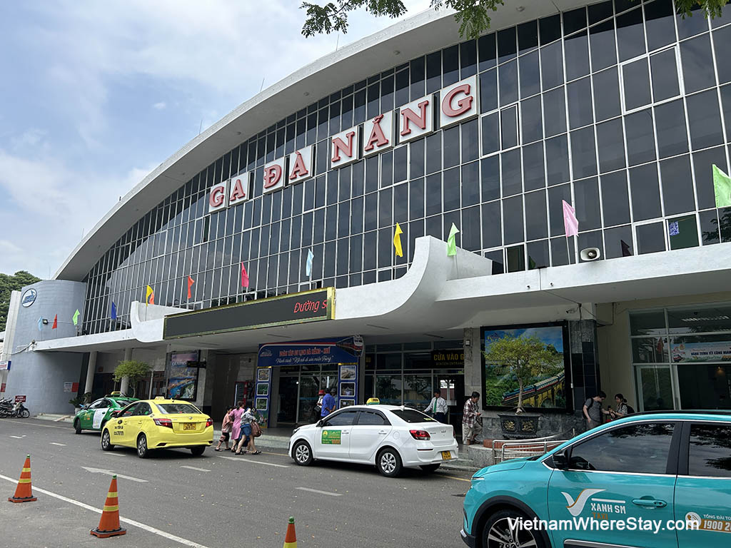 Da Nang train station
