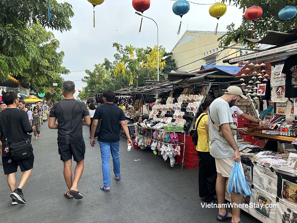 Hoi An Night Market