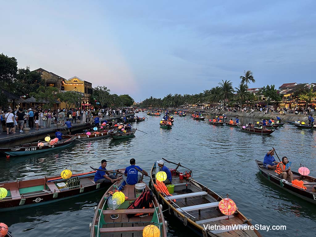 Hoi An Old Town vs An bang Beach