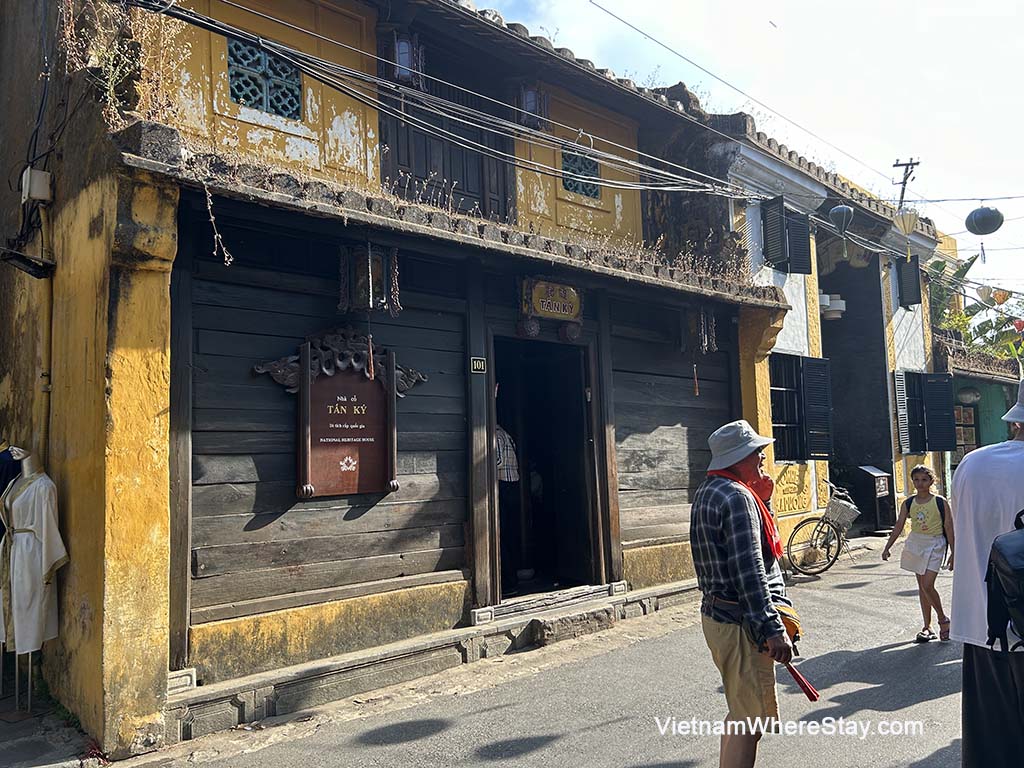Tan Ky Old House
