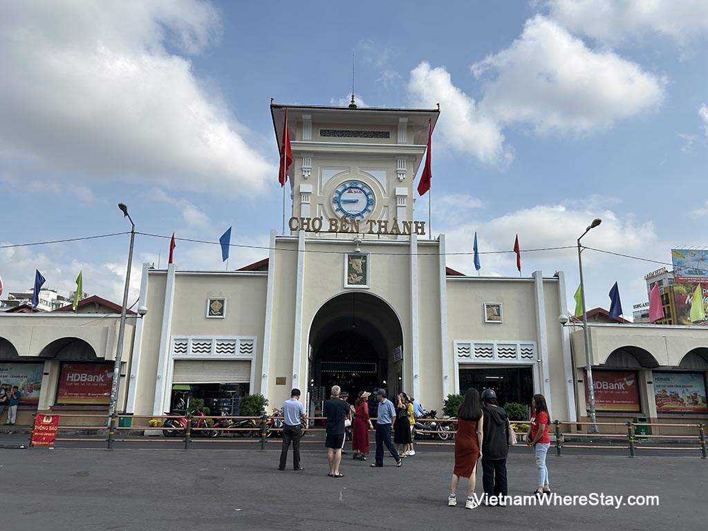 Clock Tower Ben Thanh market main gate