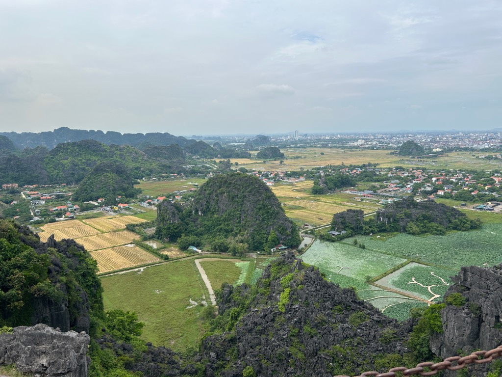 How to get around and get to Ninh Binh