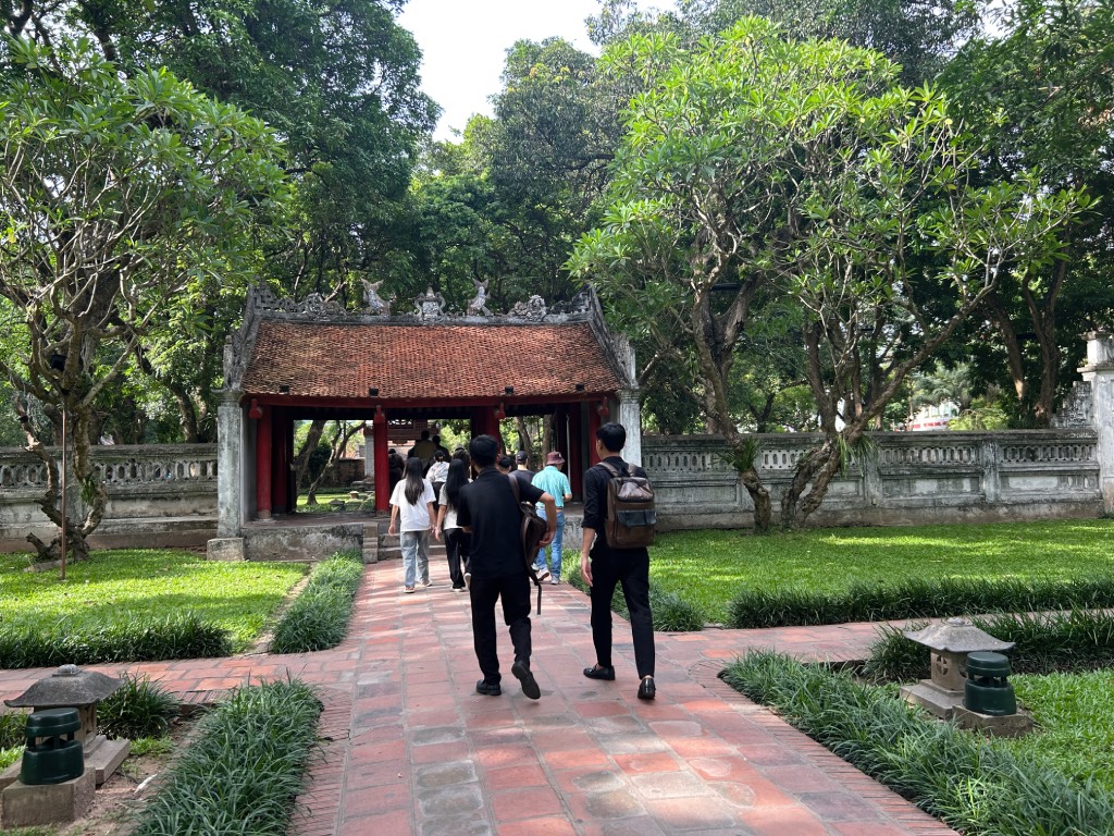 Nhap Dao Courtyard