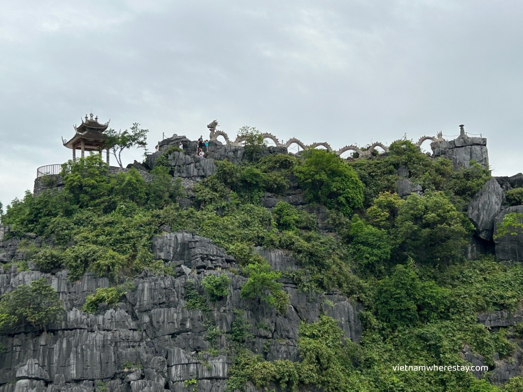 Dragon Statue and White Lady Temple at Mua Cave