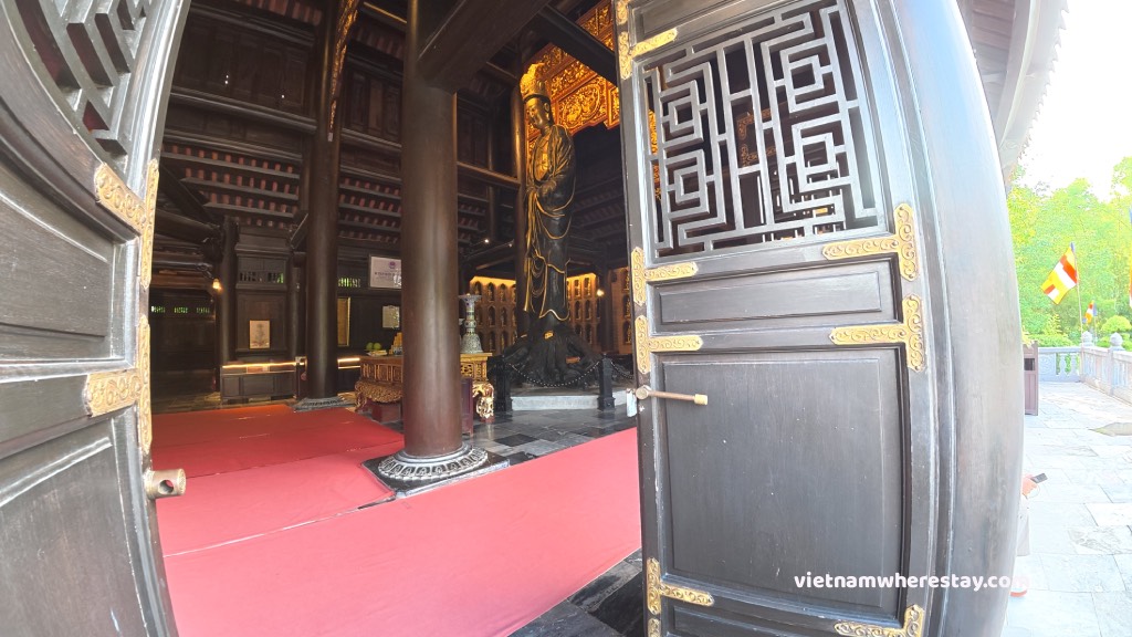 Kuan Yin Hall Bai Dinh