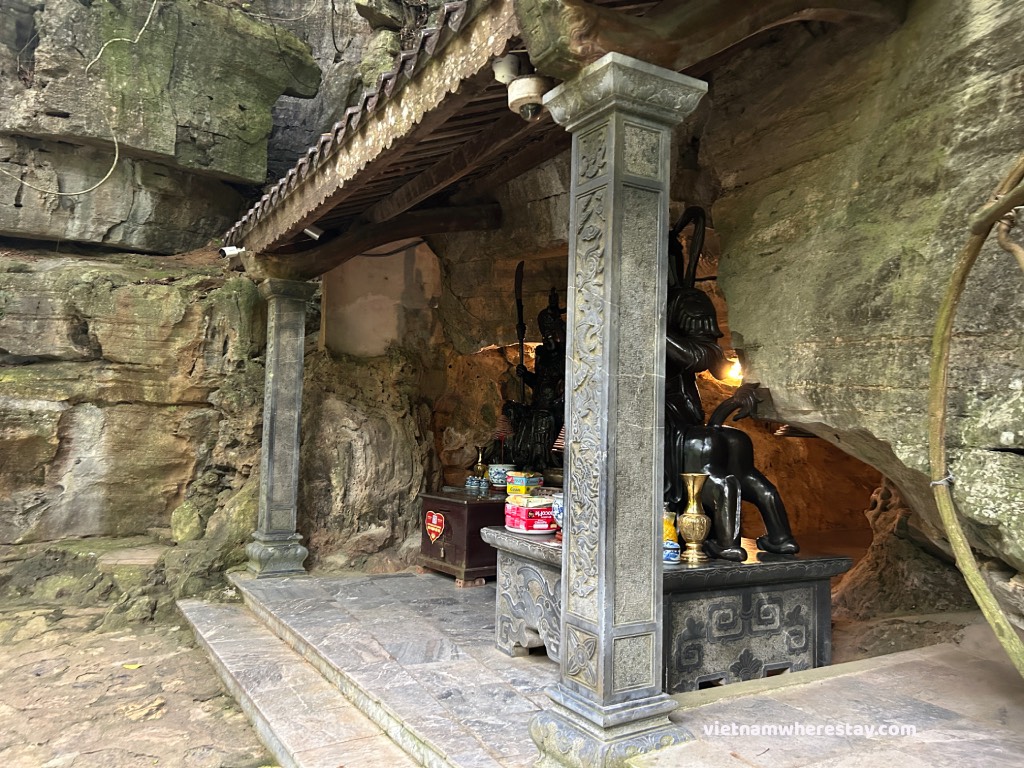 Sang Cave Bai Dinh