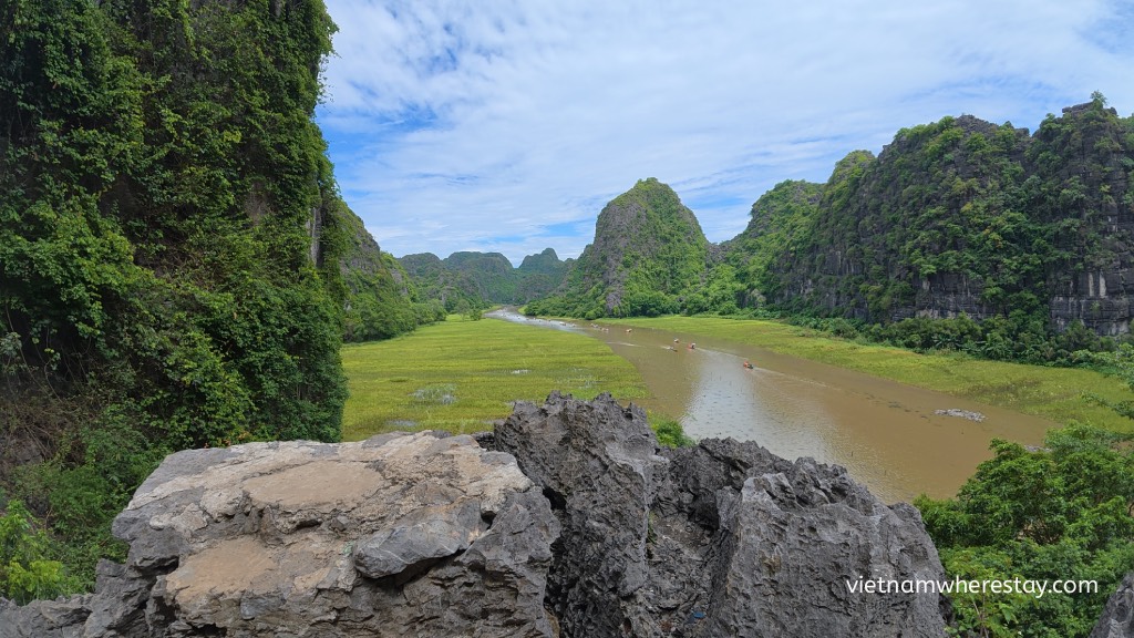 Tam Coc Scenery Boat ride