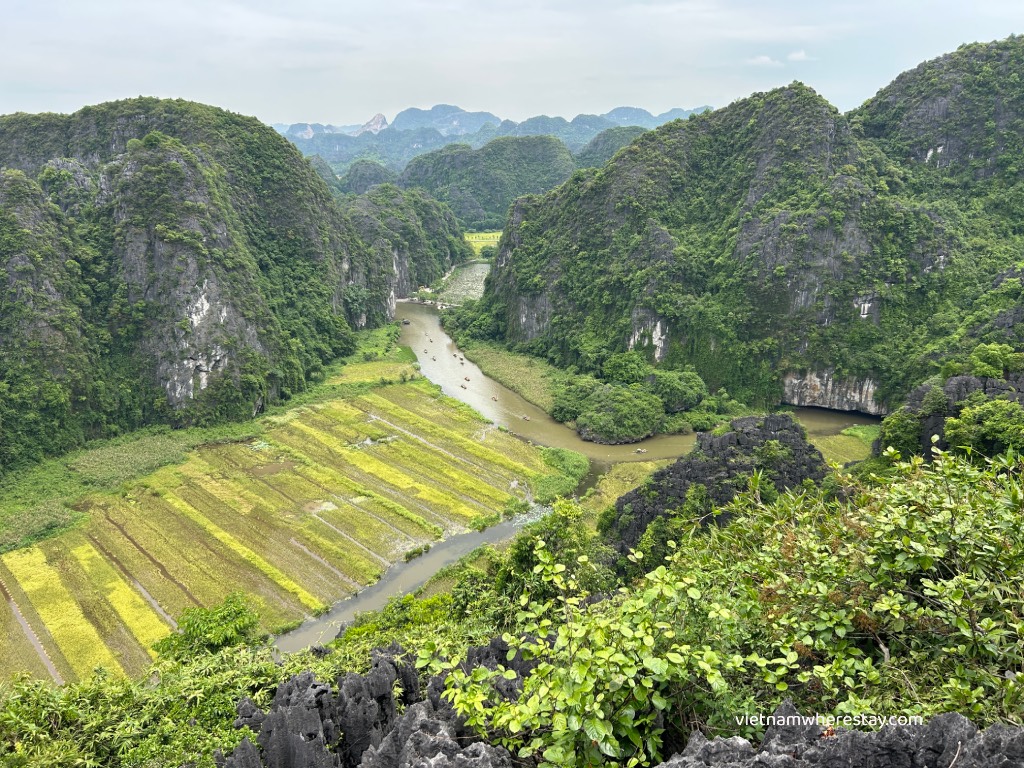 View to Ngo Dong River from 2nd viewpoint of Mua Cave