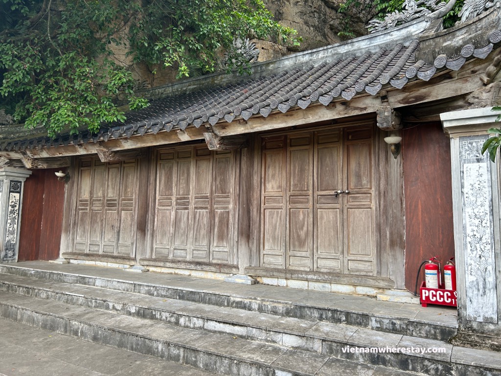 Cao Son Temple
