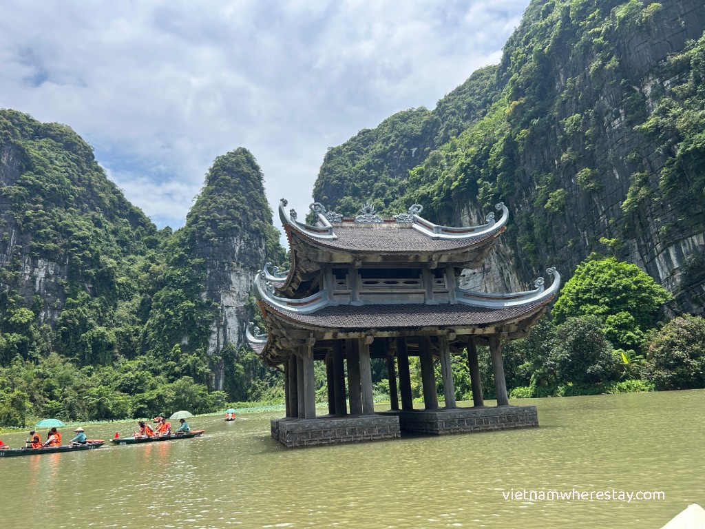 Water Temple Ninh Binh